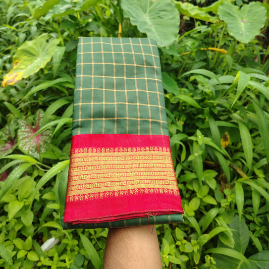 Vaidehi Vastra Green and Red Checkered Kanchipuram Style Silk Saree
