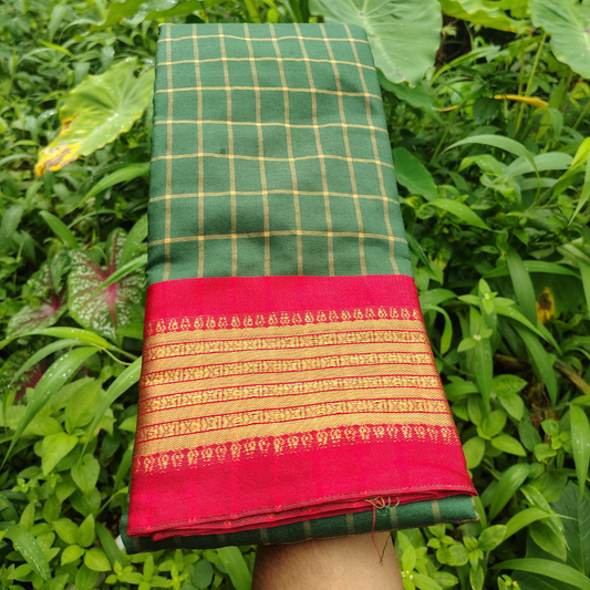 Vaidehi Vastra Green and Red Checkered Kanchipuram Style Silk Saree