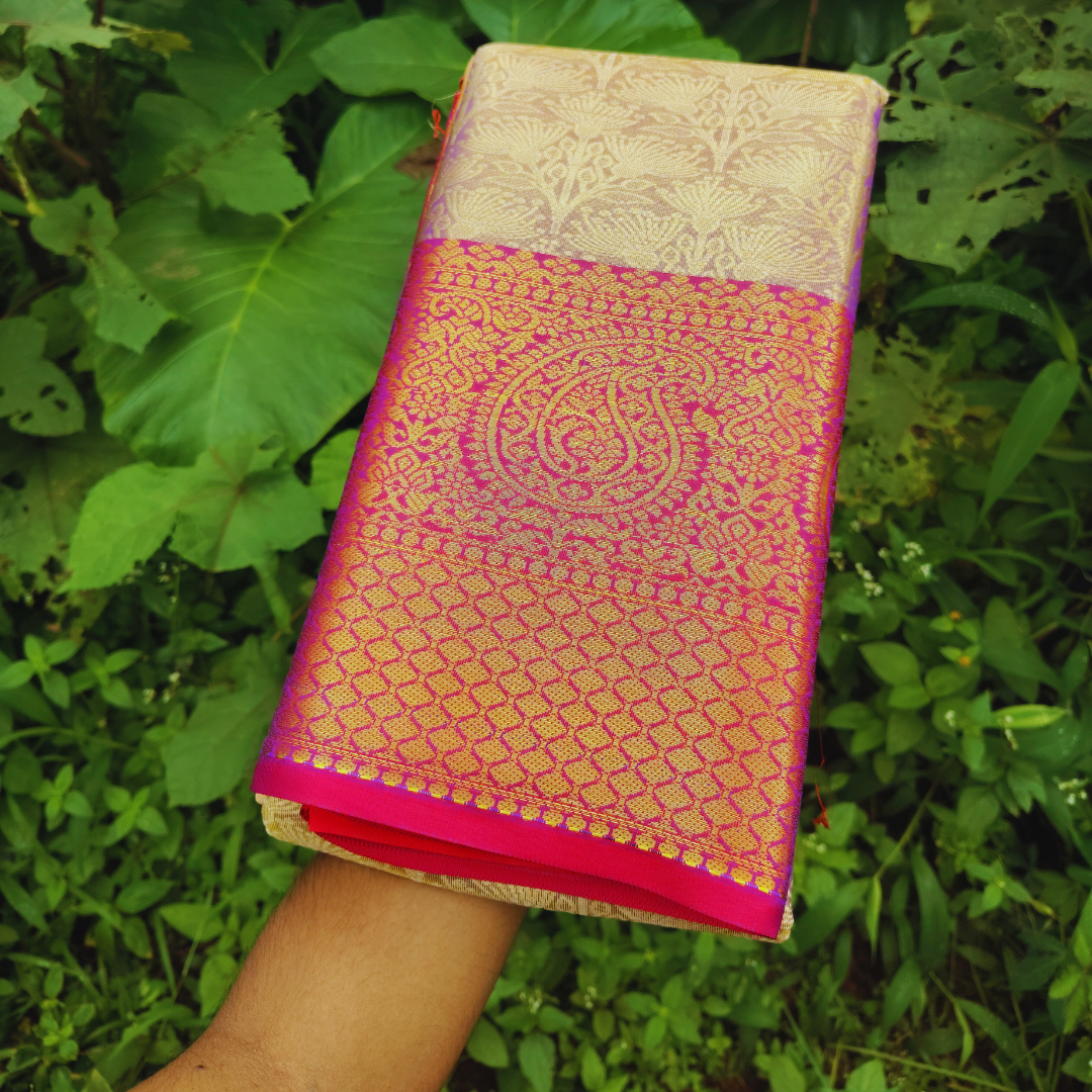 Vaidehi Vastra Golden Cream Pattu Soft Silk Saree